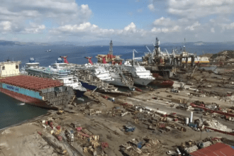 ship dismantling