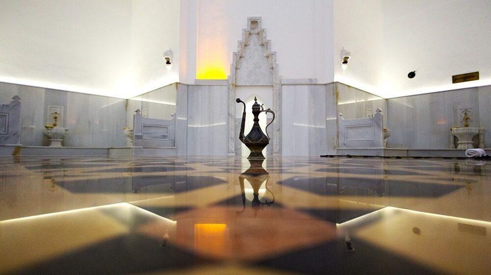 Echo of ‘loneliness’ in Turkish baths