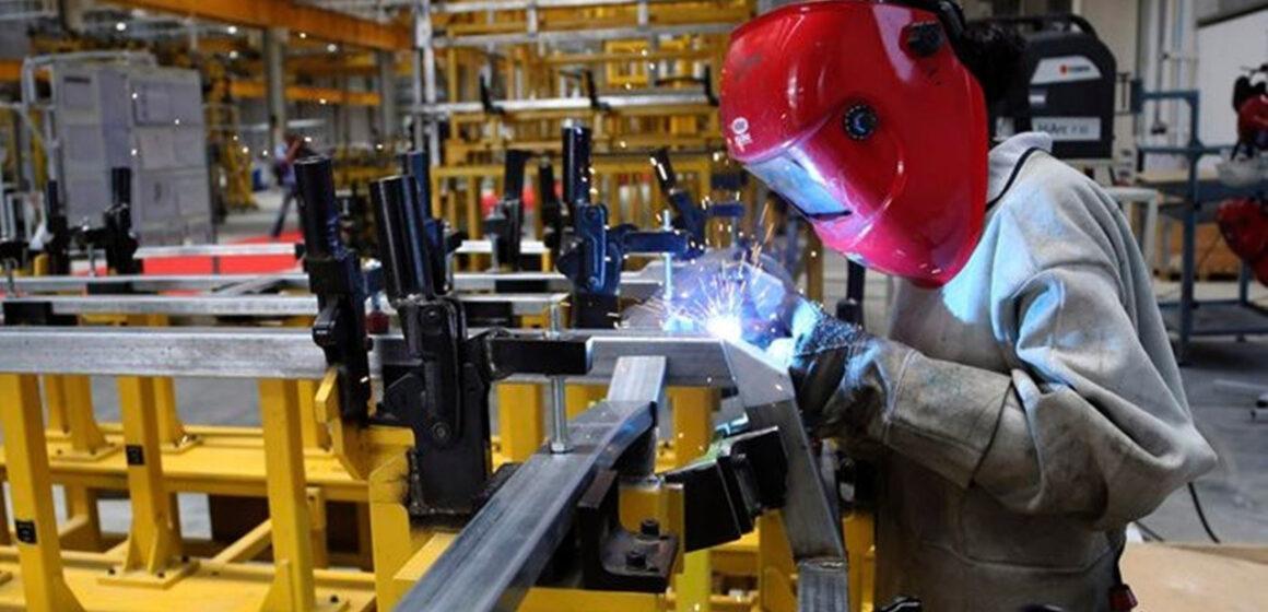Capacity utilization rate rises by 1.2 points in April