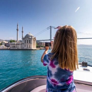 Turkey sees over 1.5 million foreign tourist arrivals in February