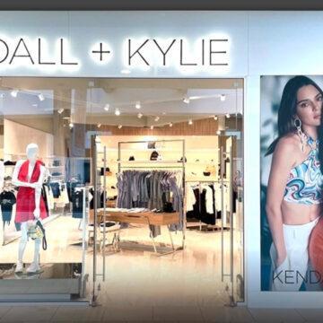 Kendall+Kylie enters Turkey