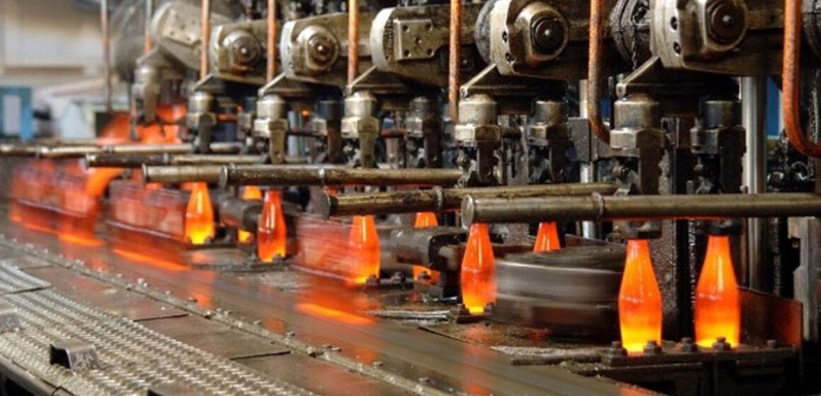 Manufacturing capacity inches up in May
