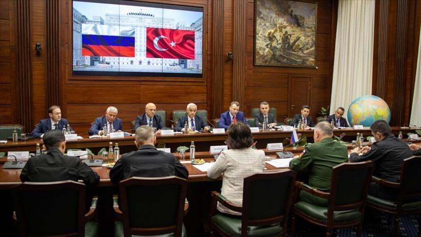Russian, Turkish military hold meeting on grain export from Ukraine’s port