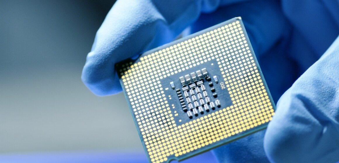 World automotive sector influenced by semiconductors (chip sector) demand